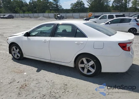 2012 Toyota Camry Base z USA, uszkodzony, nr VIN 4T1BF1FK2CU119988